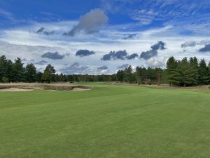 Les Bordes (New) 2nd Fairway